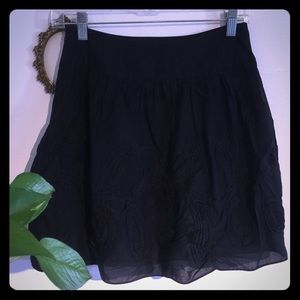 LOFT black skirt with appliqué flowers 0P